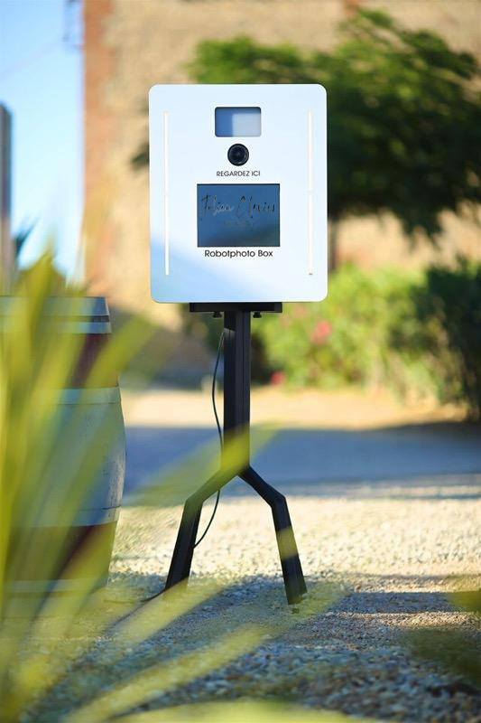 Photobooth en location lors d’un mariage dans les Landes, animation conviviale pour les invités